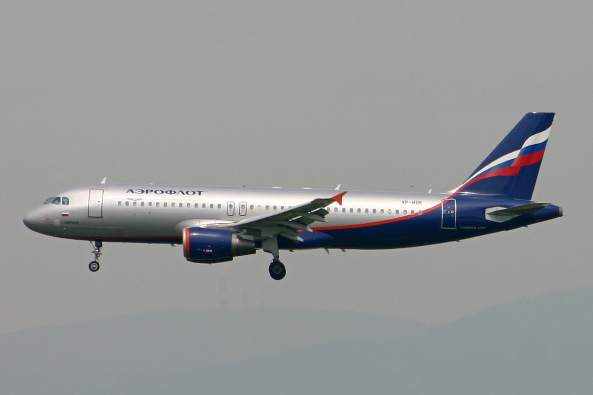 Aeroflot, VP-BDK, Airbus A320-214, msn: 2106, 20.Mai 2005, FRA Frankfurt, Germany.