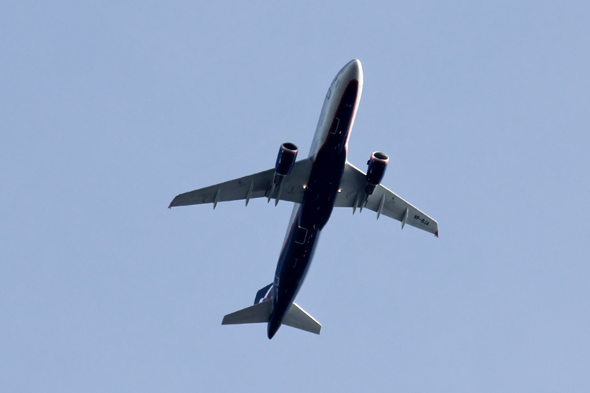 Aeroflot VP-BJA im Anflug auf Düsseldorf über Recklinghausen 11.5.2015