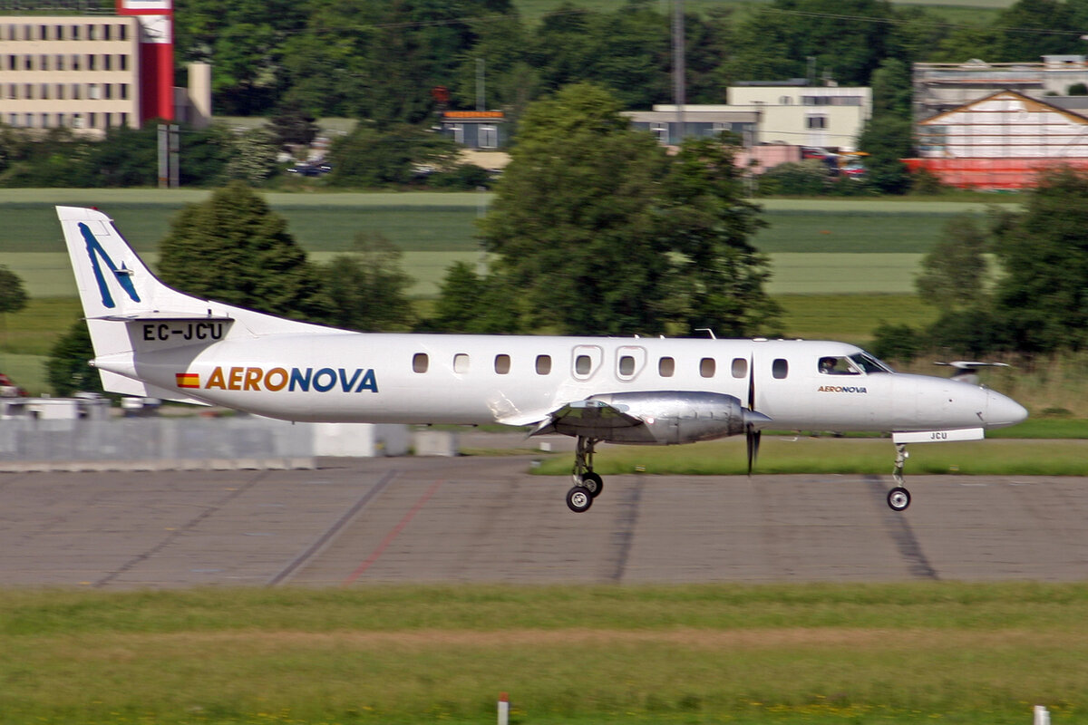 Aeronova, EC-JCU, Swearingen Metro SA227AC, msn: AC-679B, 26.Mai 2007, ZRH Zürich, Switzerland.