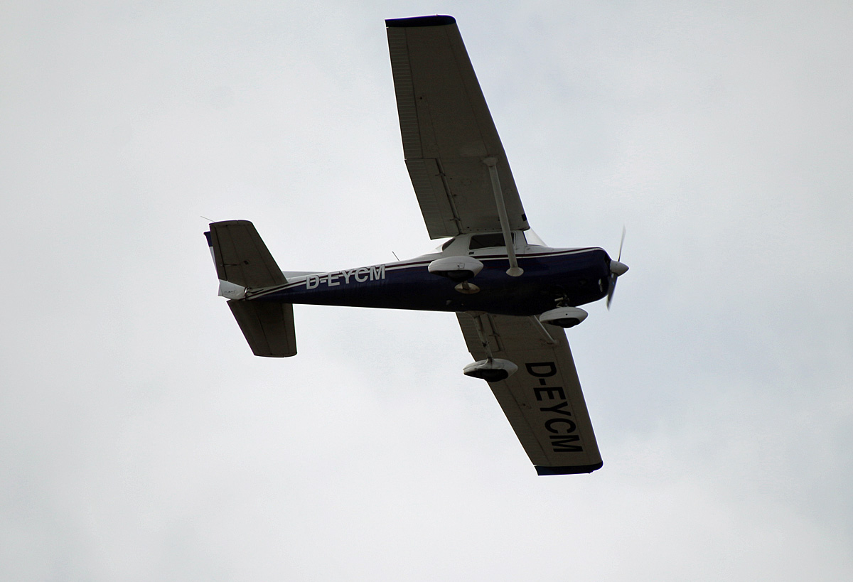 Aerotours, Cessna 152, D-EYCM, BER, 28.03.2021