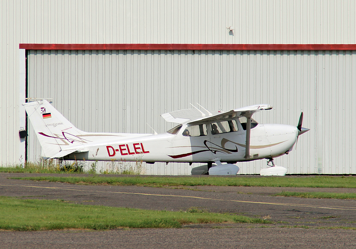 Aerotours, Cessna 172SP, D-ELEL, Flugplatz Strausberg, 09.07.2017