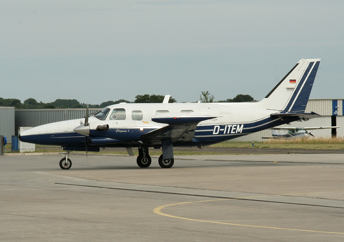Aerotours GmbH Piper PA-31T-620IIXL D-ITEM am 09.08.2013 auf dem Flugplatz Strausberg