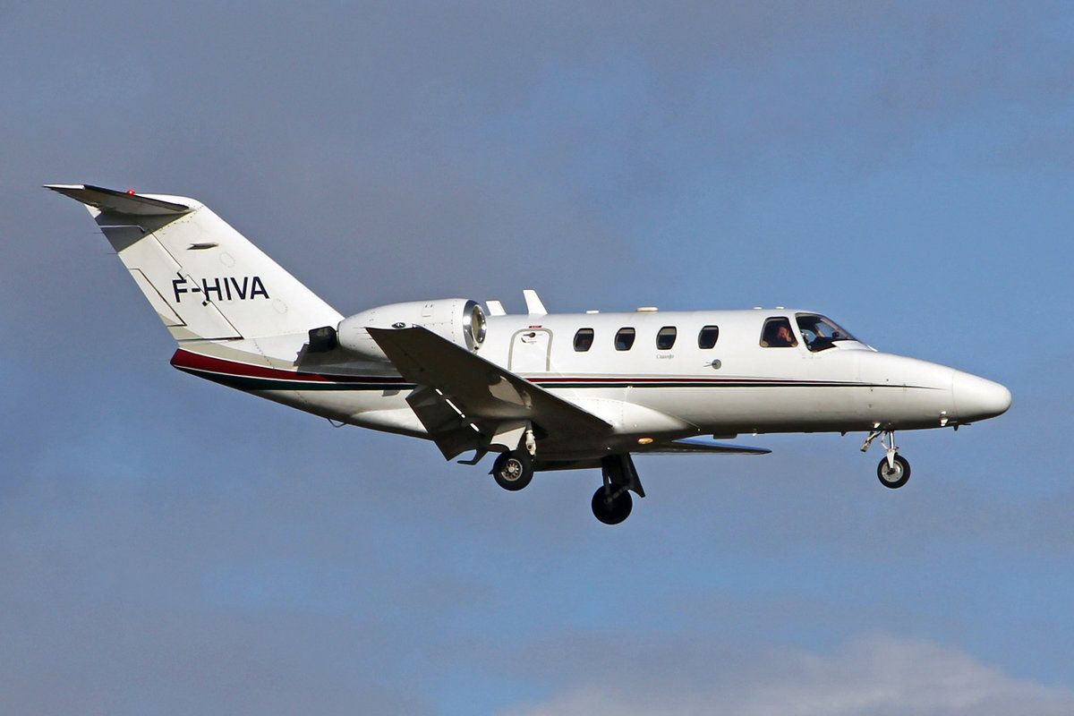 Aerozais, F-HIVA, Cessna 525 Citation CJ1, msn: 525-0235, 26.Dezember 2020, ZRH Zürich, Switzerland.
