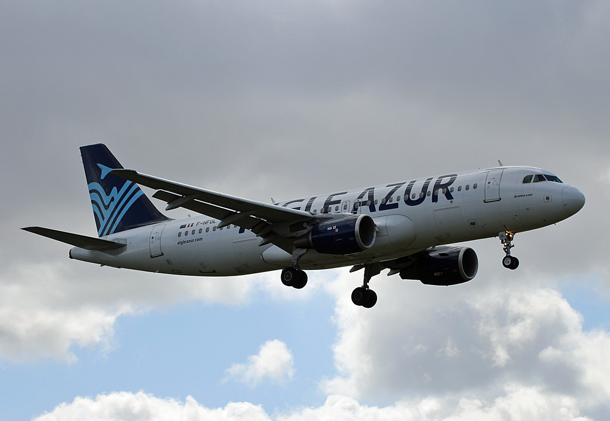 Aigle Azur, Airbus A 320-214, F-HFUL, TXL, 03.05.2019