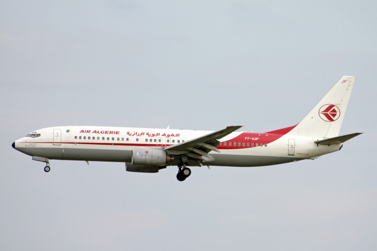 Air Algerie, 7T-VJP, Boeing B737-8D6, msn: 30208/896,  Mont Tahat , 31.August 2007, LYS Lyon-Saint-Exupéry, France.
