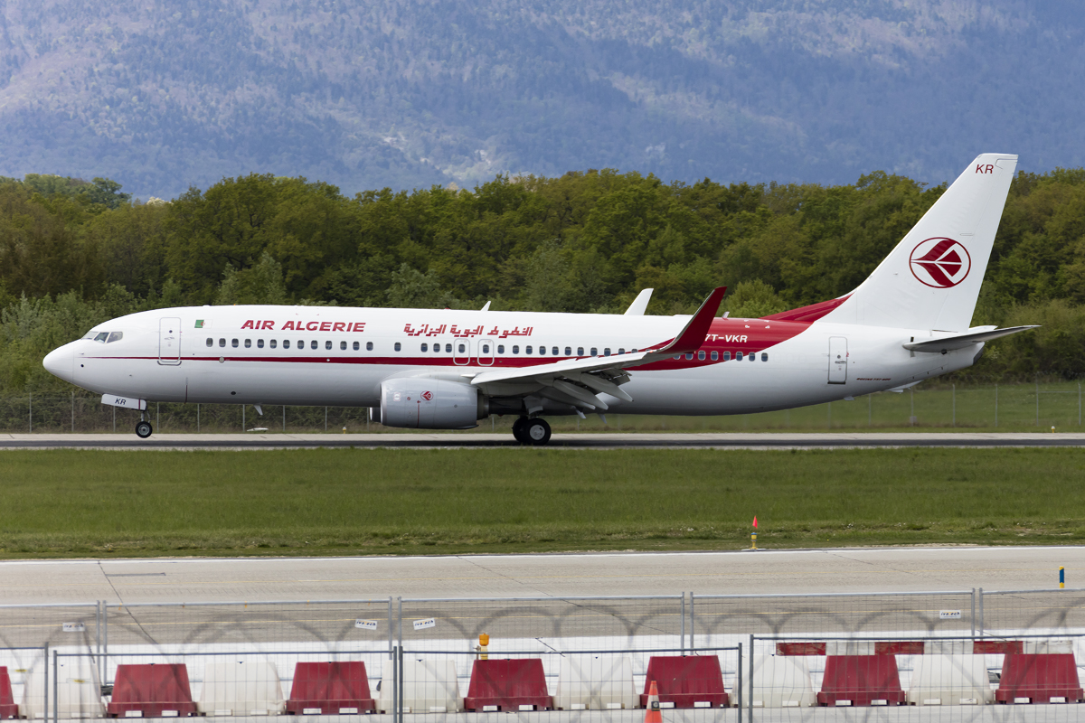 Air Algerie, 7T-VKR, Boeing, B737-8D6, 17.04.2017, GVA, Geneve, Switzerland 
