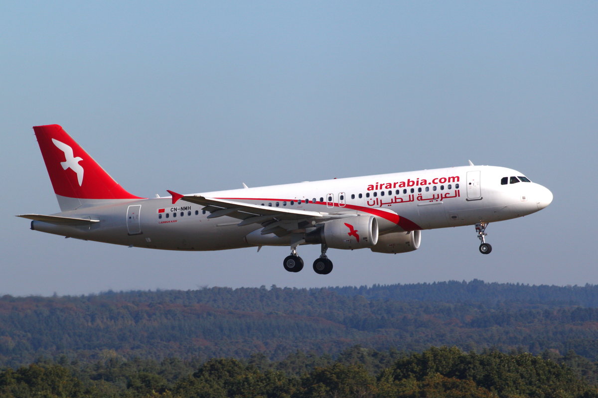Air Arabia Maroc, Airbus A320-214, CN-NMH, Köln-Bonn (CGN), aus Nador (NDR) kommend. 16.10.2016