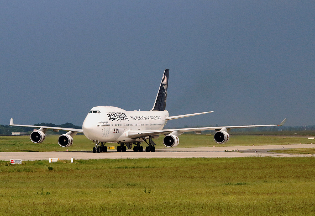 Air Atlanta Icelandic  Ed Force One , B 747-428, TF-AAK,  SXF, 30.05.2016