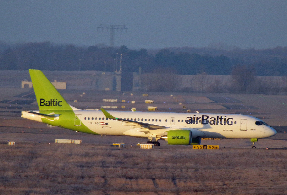 Air Baltic, Airbus A 220-300, YL-ABC, BER, 12.02.2022