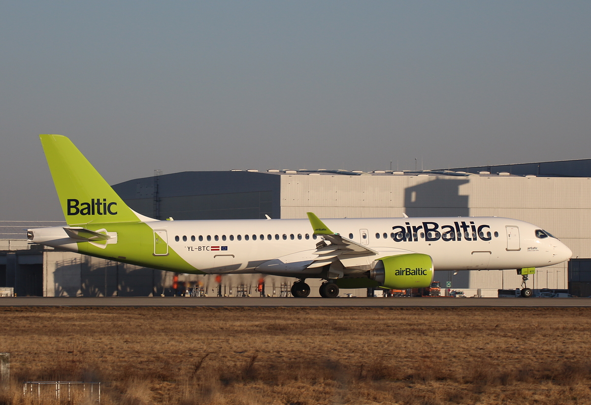 Air Baltic, Airbus A 220-300, YL-BTC, BER, 06.03.2026