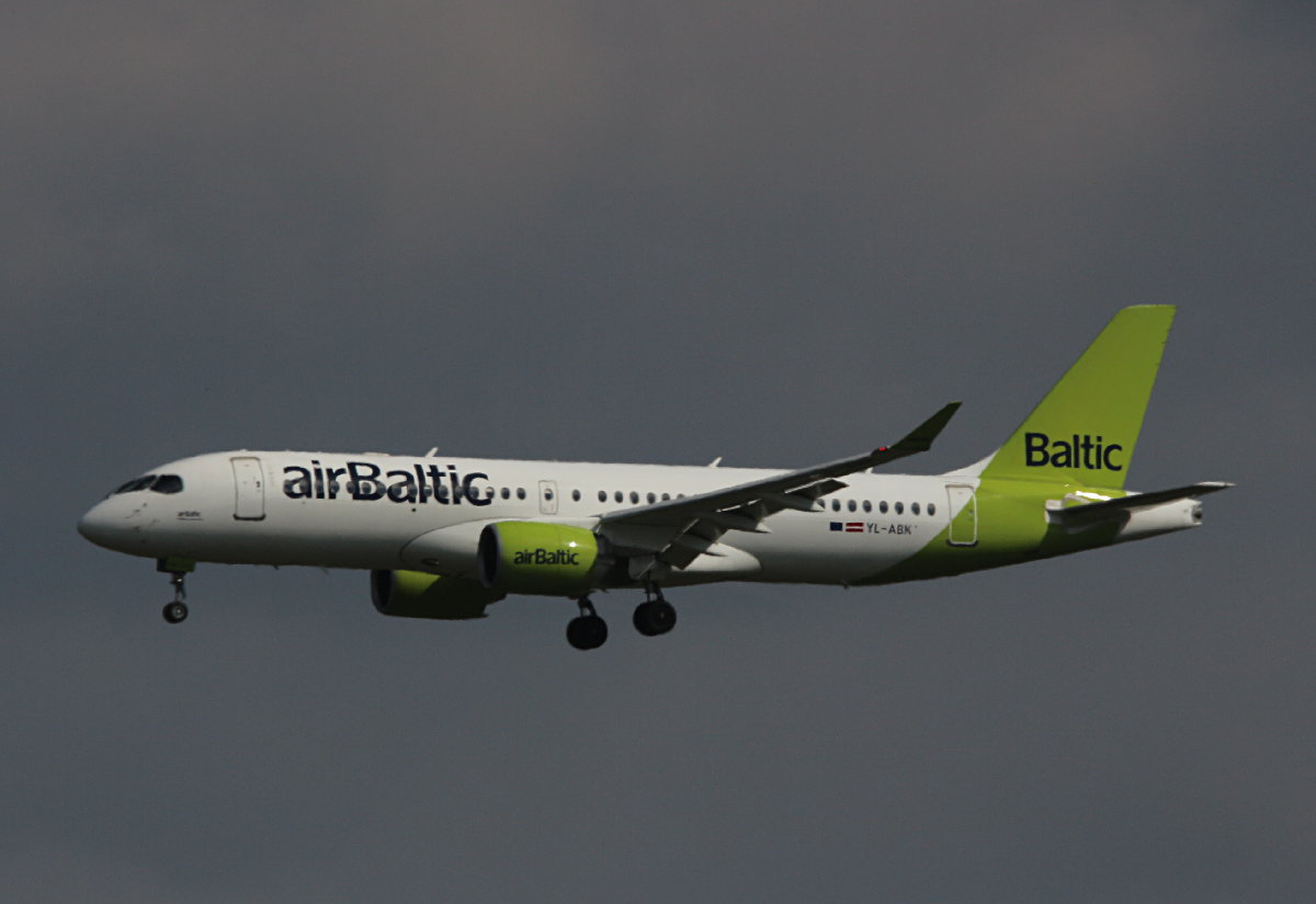 Air Baltic, Airbus A 220-371, YL-ABK, BER, 08.06.2026