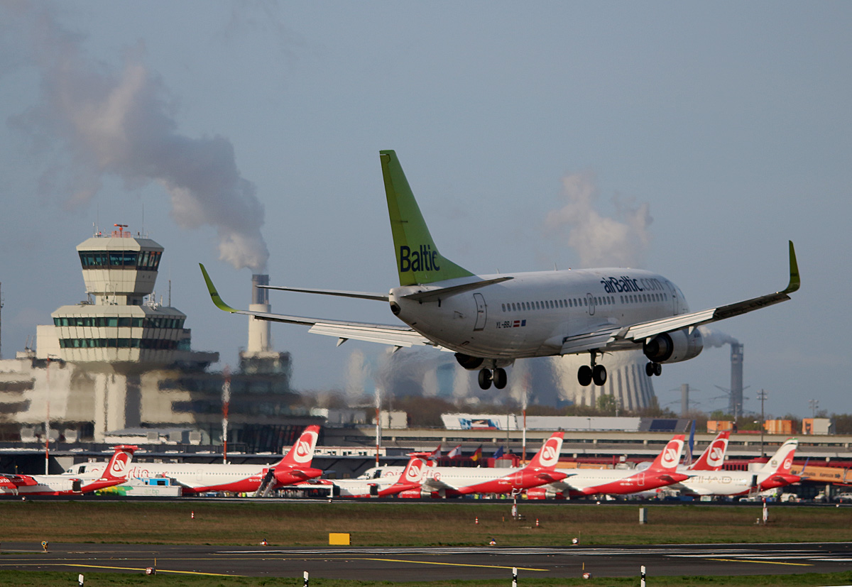 Air Baltic, Boeing B 737-36Q, YL-BBJ, TXL, 14.04.2017