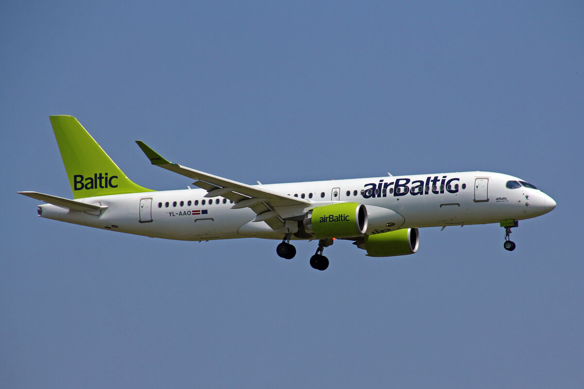 Air Baltic, YL-AAO, Airbus A220-300, msn: 55050, 21.Juli 2021, ZRH Zürich, Switzerland.
