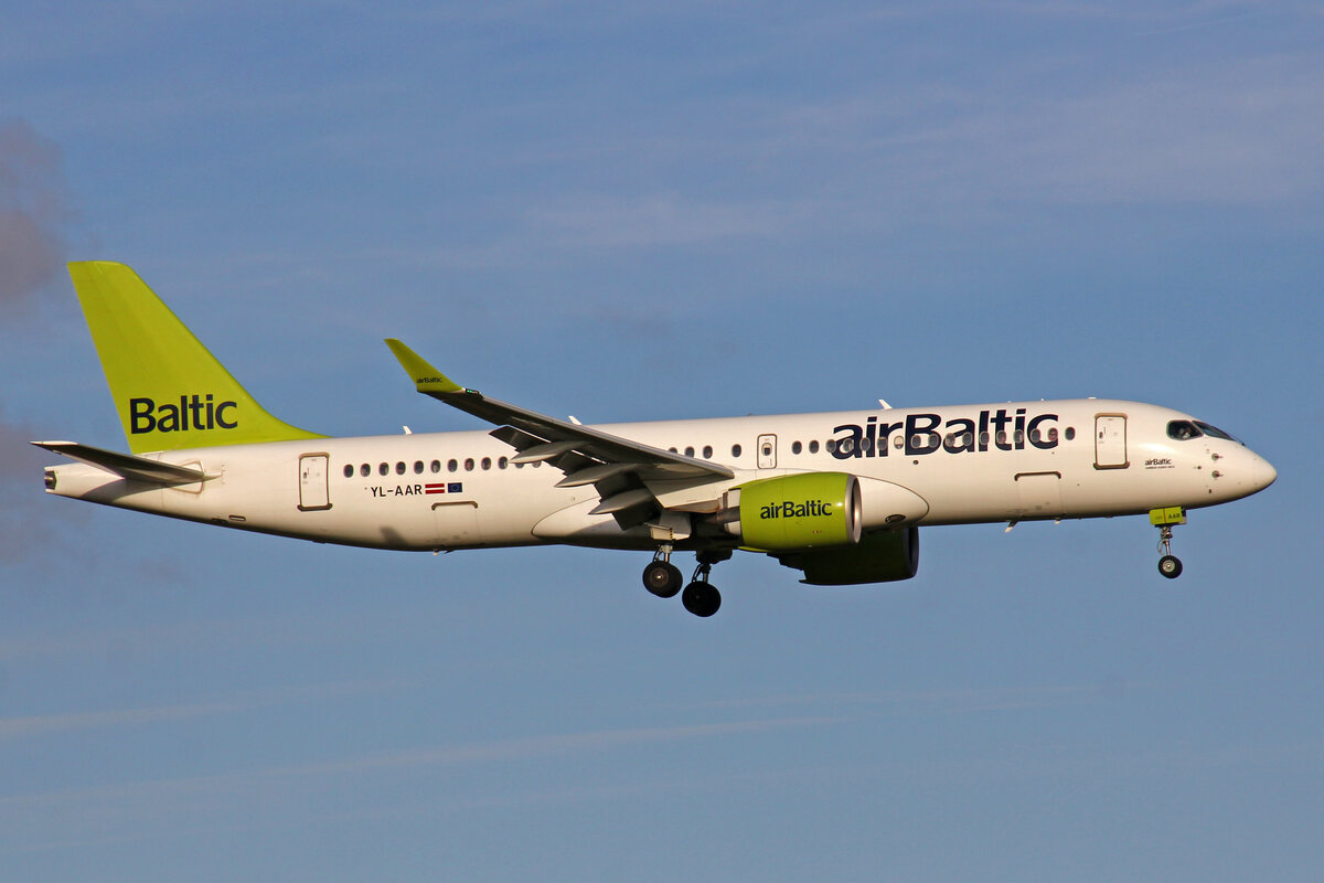 Air Baltic, YL-AAR, Airbus A220-300, msn: 55053, 26.November 2022, ZRH Zürich, Switzerland.

