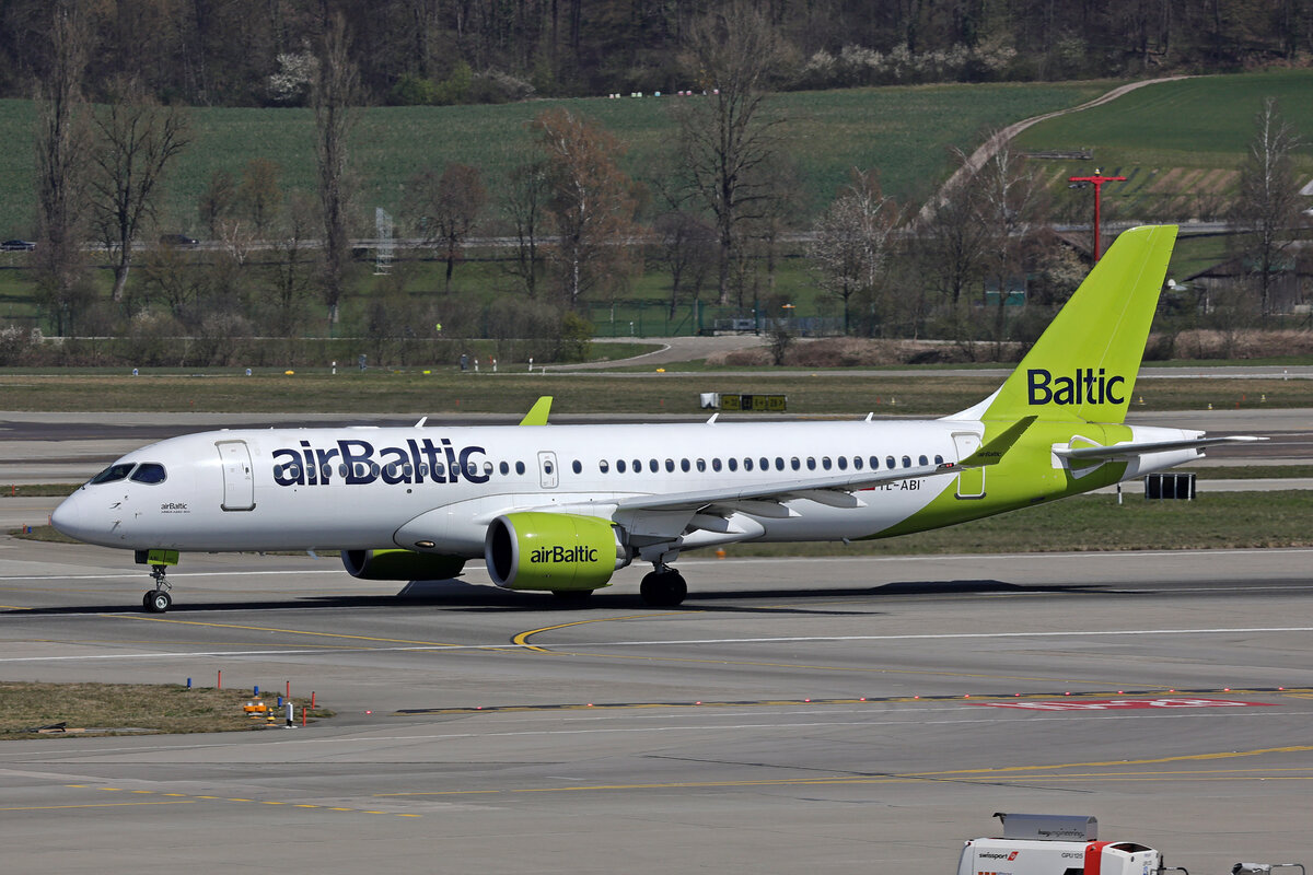 Air Baltic, YL-ABI, Airbus A220-371, msn: 55163, 03.April 2026, ZRH Zürich, Switzerland.