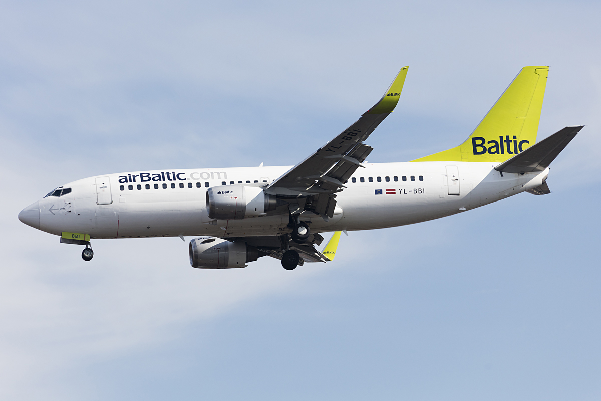 Air Baltic, YL-BBI, Boeing, B737-33A, 26.02.2017, MXP, Mailand, Italy 



