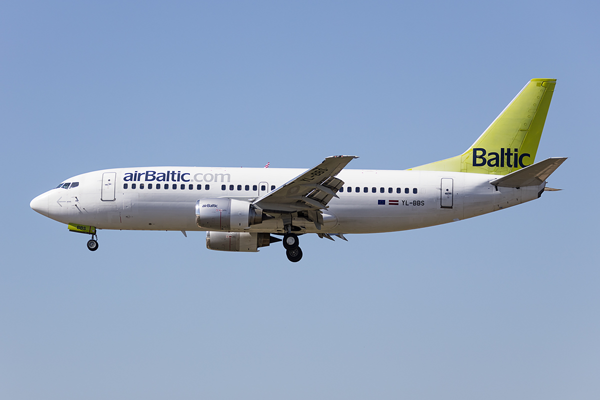 Air Baltic, YL-BBS, Boeing, B737-31S, 13.09.2017, BCN, Barcelona, Spain 




