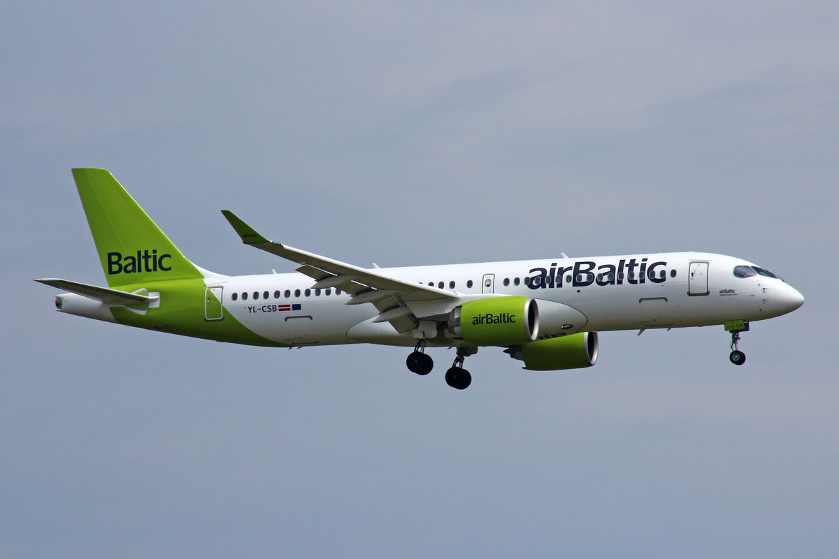 Air Baltic, YL-CSB, Bombardier CS-300, msn: 55004, 01.August 2020, ZRH Zürich, Switzerland.