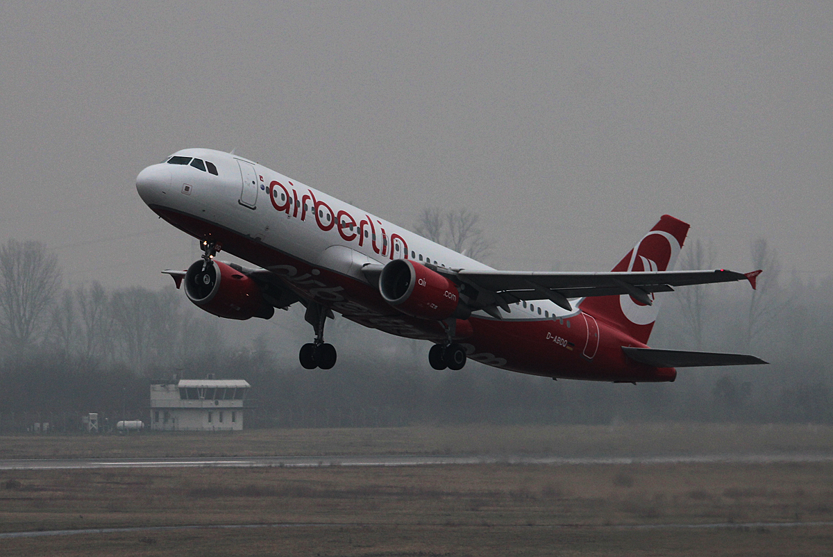 Air Berlin A 320-214 D-ABDO beim Start in Dsseldorf am 10.03.2015