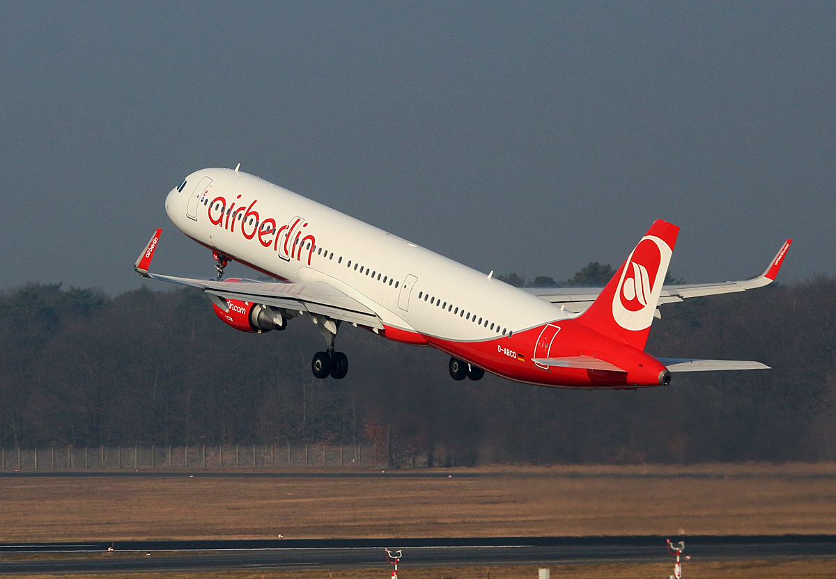 Air Berlin, Airbua, A 321-211, D-ABCQ, TXL, 08.03.2016