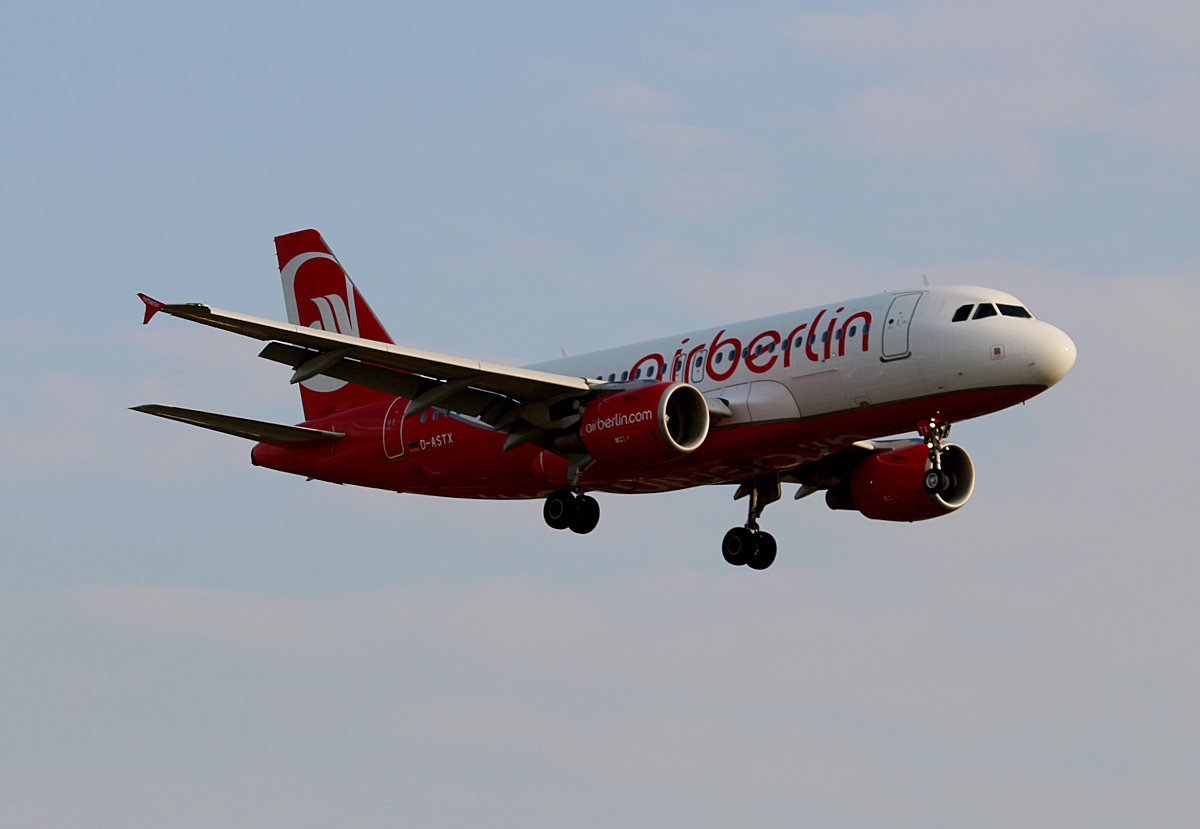 Air Berlin, Airbus A 319-112, D-ASTX, TXL, 23.09.2016