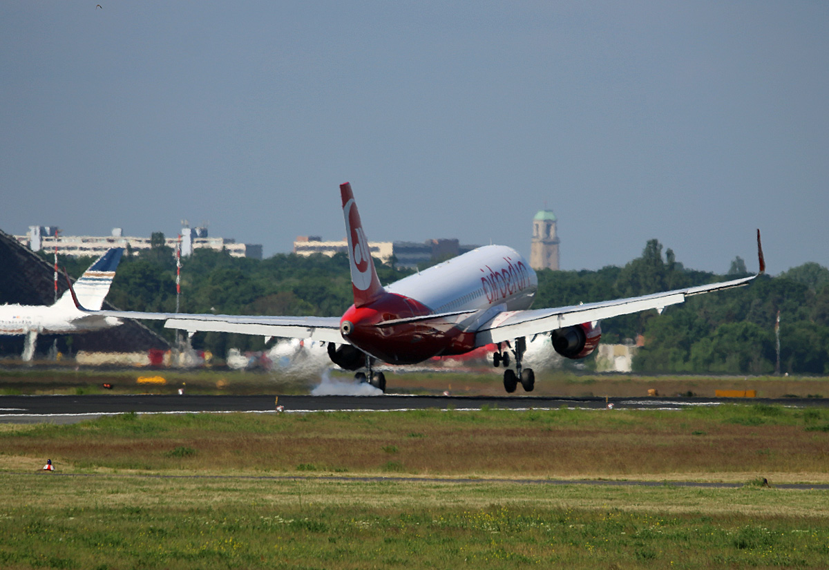 Air Berlin, Airbus A 320-214, D-ABNY, TXL, 25.05.2017
