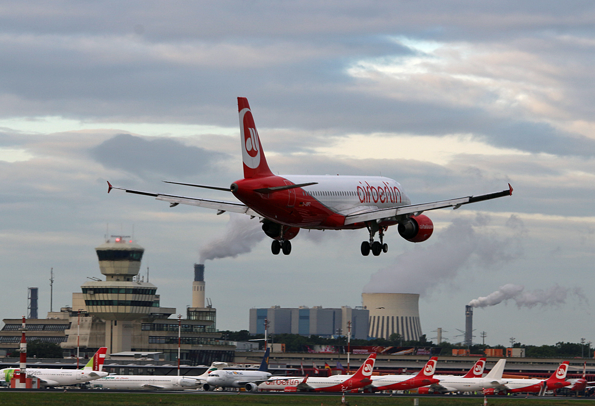 Air Berlin, Airbus A 320-214, D-ABFC, TXL, 12.09.2017