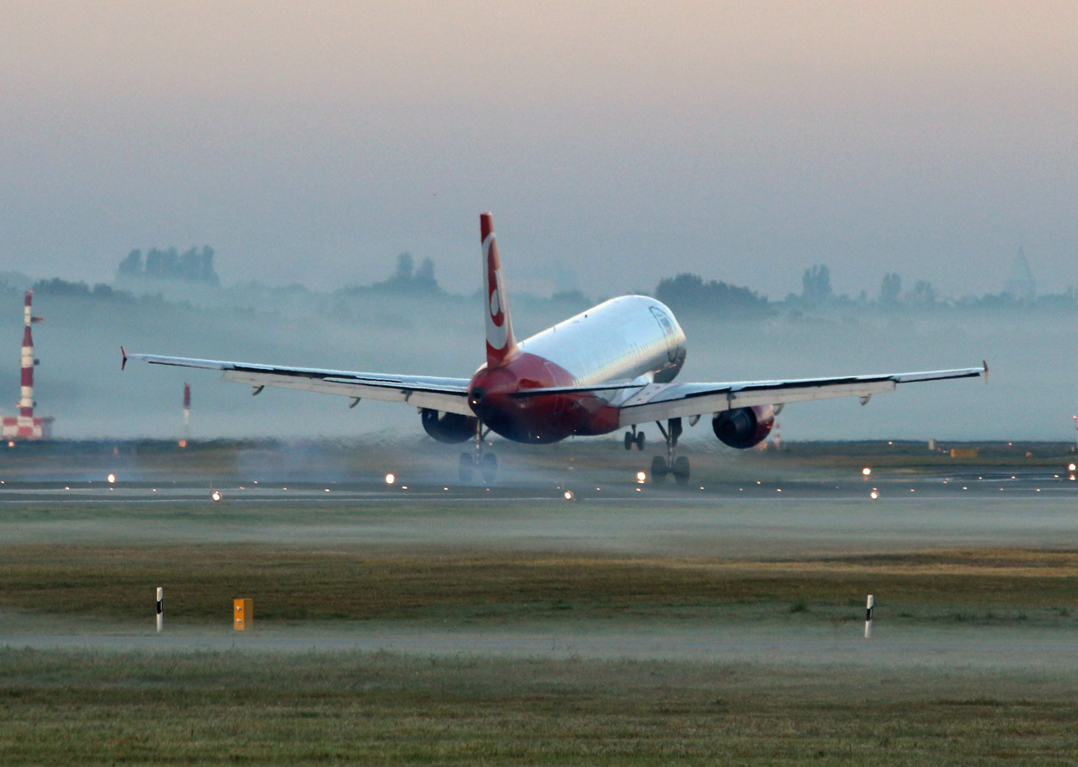 Air Berlin, Airbus A 320-214, D-ABFK, TXL, 23.09.2017