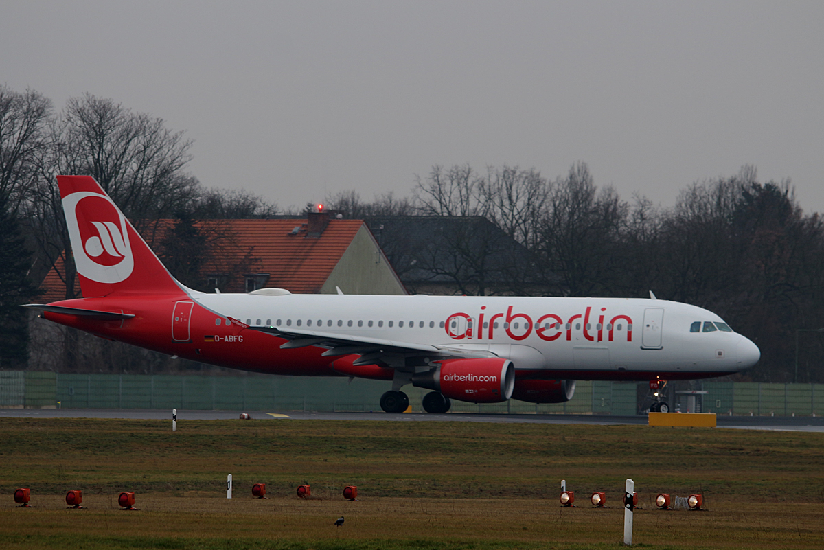 Air Berlin, Airbus A 320-214, D-ABFG, TXL, 05.02.2016