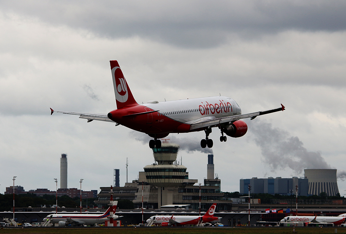 Air Berlin. Airbus A 320-214, D-ABDY, TXL, 15.07.2016