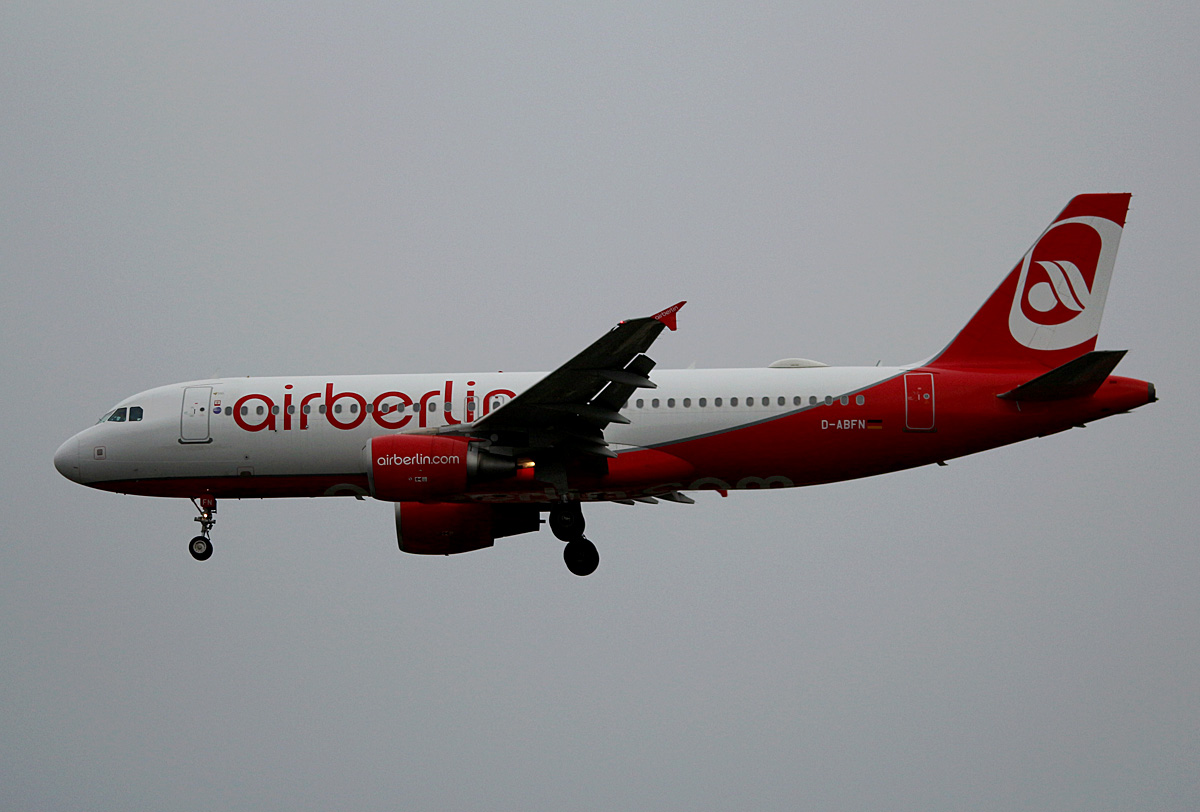 Air Berlin, Airbus A 320-214, D-ABFN, TXL, 18.11.2016
