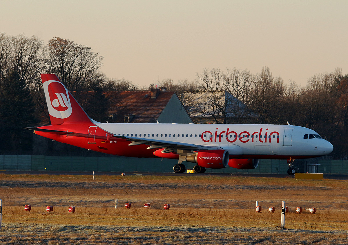 Air Berlin, Airbus A 320-216, D-ABZB, TXL, 31.12.2016
