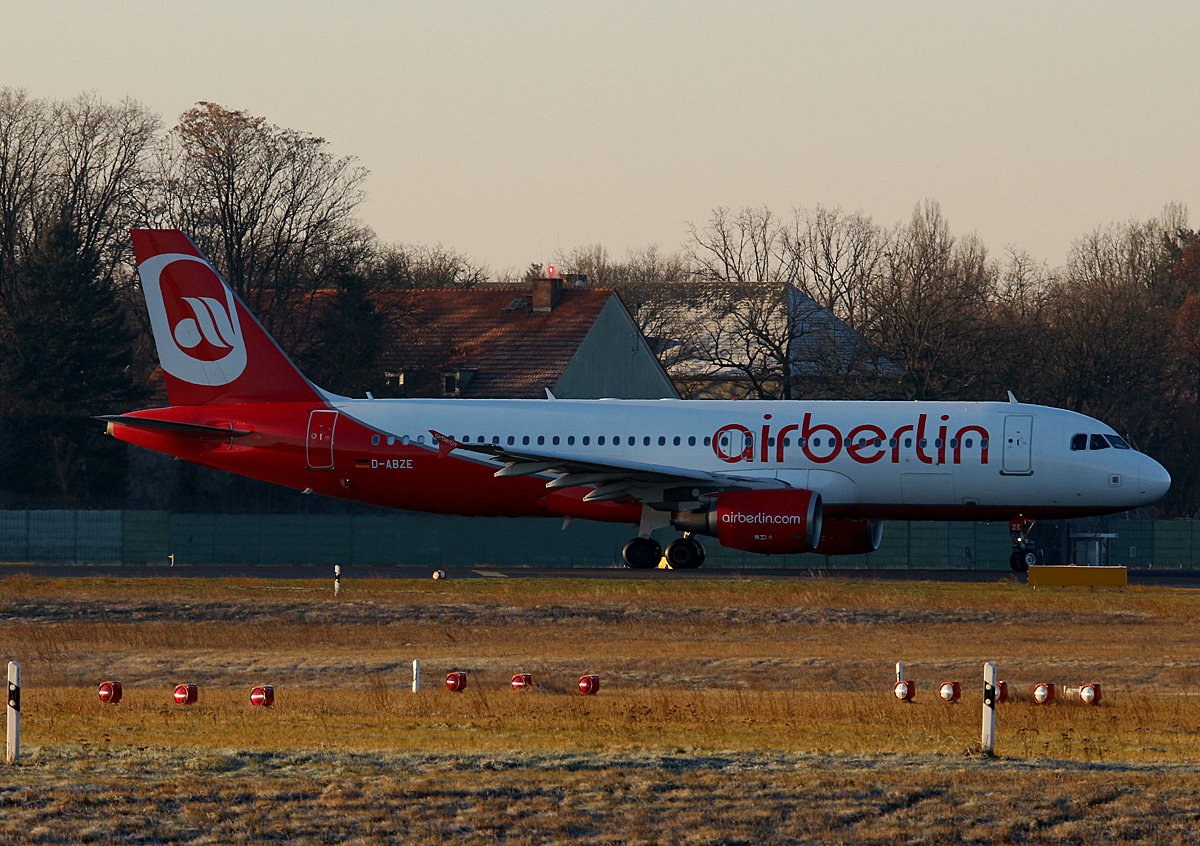 Air Berlin, Airbus A 320-216, D-ABZE, TXL, 31.12.2016