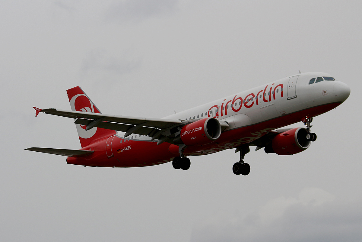 Air Berlin, Airbus A 320-216, D-ABZE, TXL, 14.07.2016