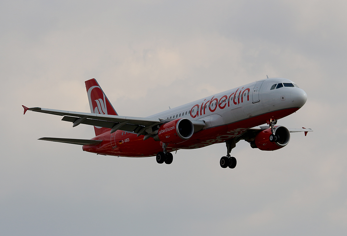 Air Berlin, Airbus A 320-216, D-ABZI, TXL, 23.09.2016