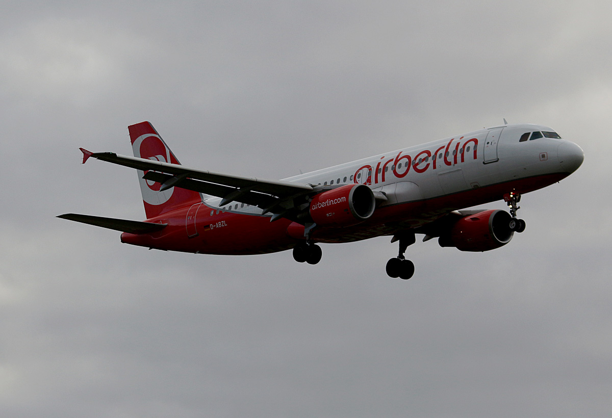 Air Berlin, Airbus A 320-216, D-ABZL, TXL, 29.10.2016