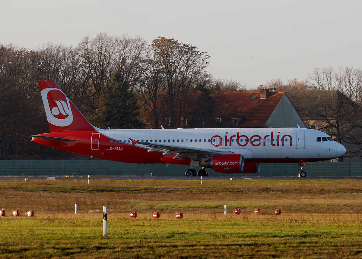 Air Berlin, Airbus A 320-216, D-ABZJ, TXL, 27.11.2016