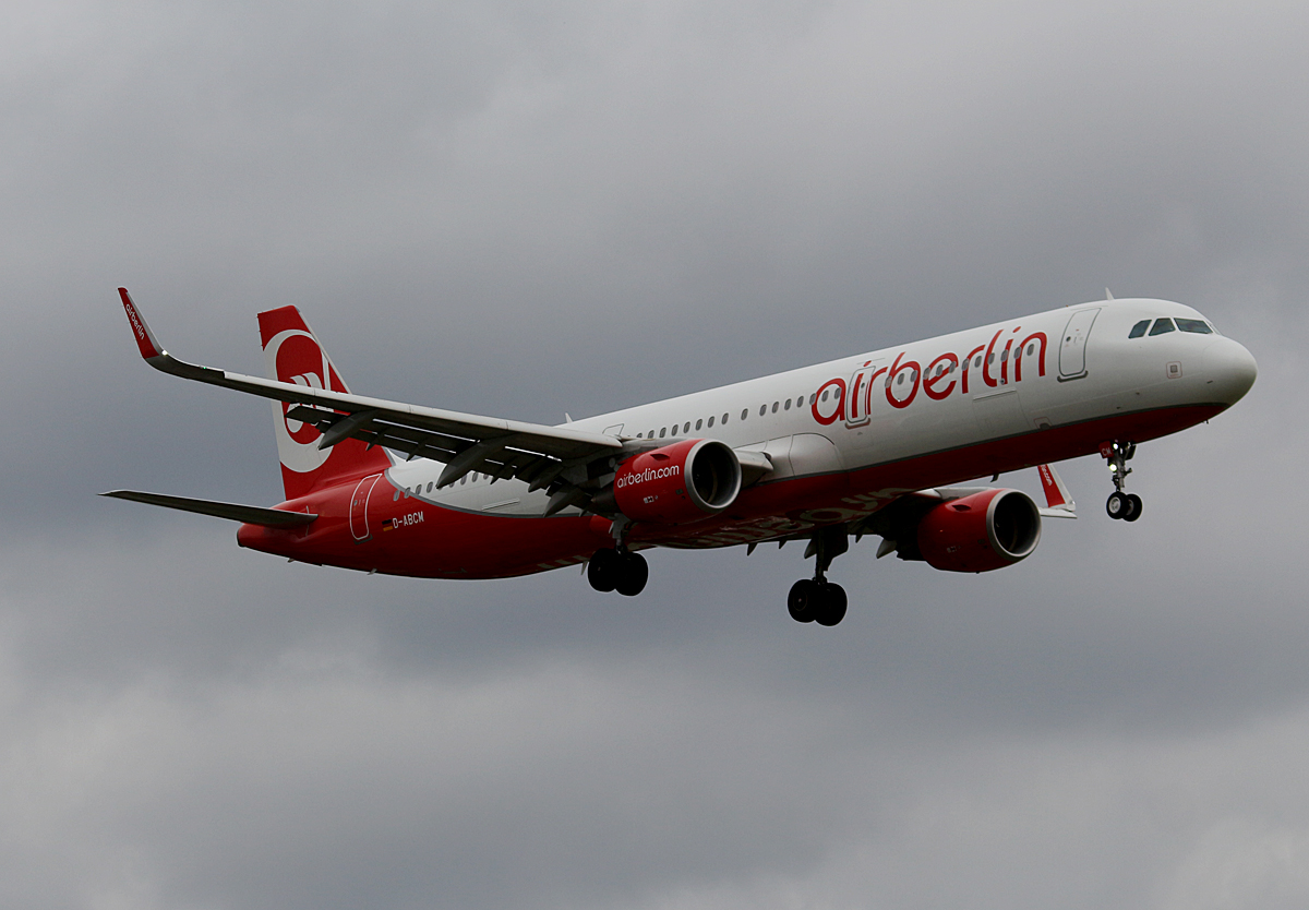 Air Berlin, Airbus A 321-211, D-ABCM, TXL, 14.07.2016