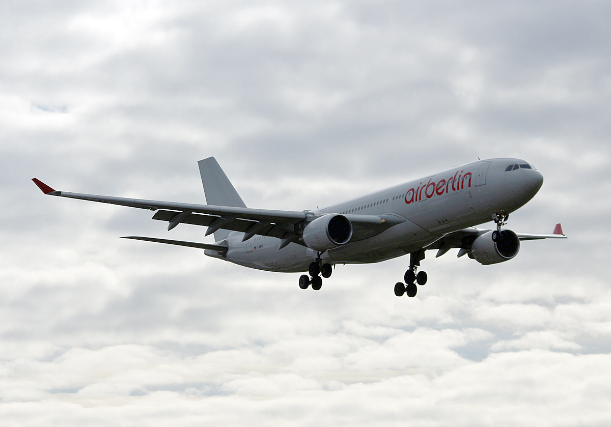 Air Berlin, Airbus A 330-223, D-ABXG, TXL, 12.09.2017