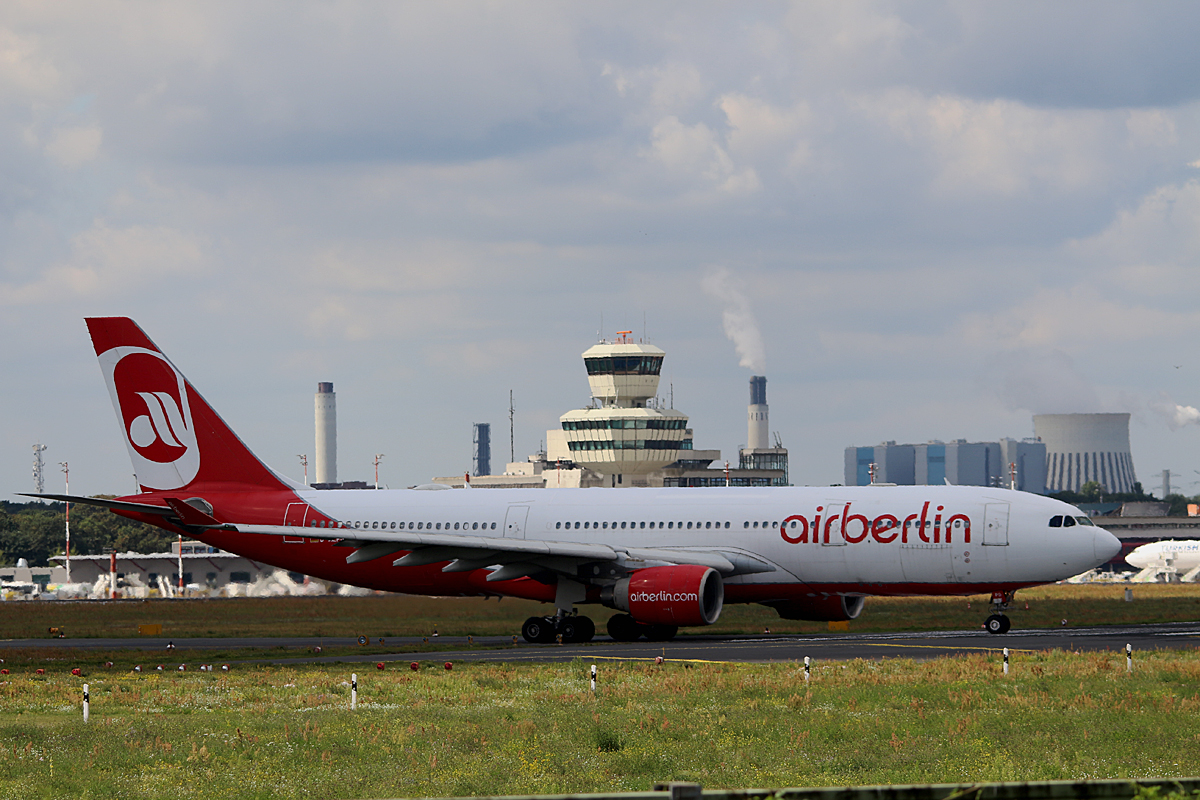 Air Berlin, Airbus A 330-223, D-ALPG, TXL, 07.08.2016