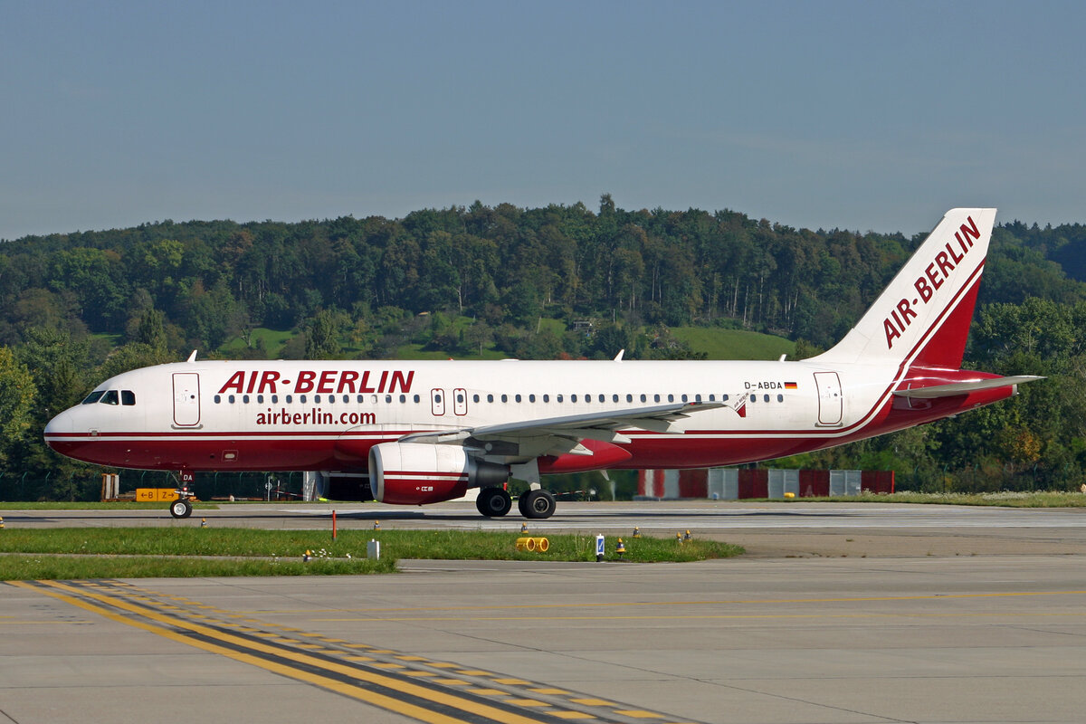 Air Berlin, D-ABDA, Airbus A320-214, msn: 2539, 22.September 2007, ZRH Zürich, Switzerland.