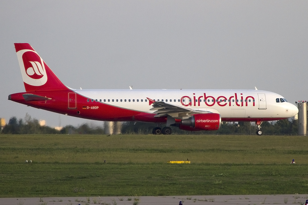 Air Berlin, D-ABDP, Airbus, A320-214, 08.09.2013, DUS, Duesseldorf, Germany



