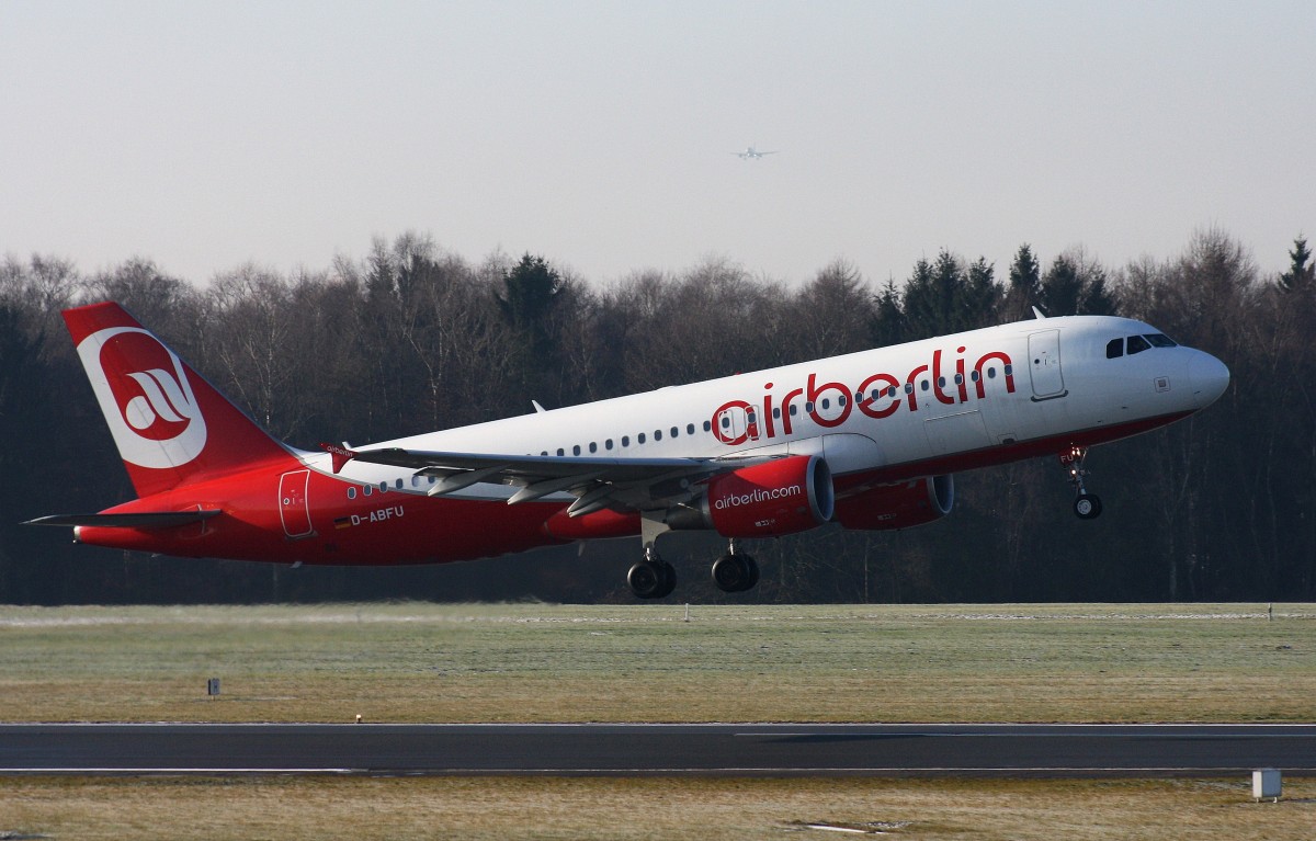 Air Berlin, D-ABFU,(c/n 4743),Airbus A 320-214, 06.02.2015, HAM-EDDH, Hamburg, Germany 