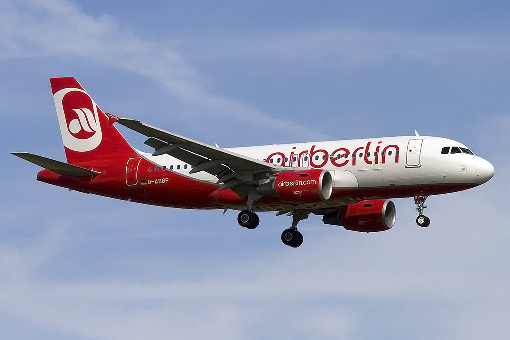Air Berlin, D-ABGP, Airbus, A319-112, 22.09.2013, ZRH, Zrich, Switzerland 


