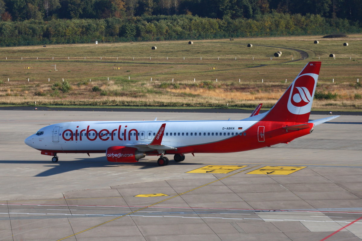 Air Berlin, D-ABKN, Boeing B737-86J, Köln-Bonn (CGN), aus Palma de Mallorca (PMI) kommend. 16.10.2016