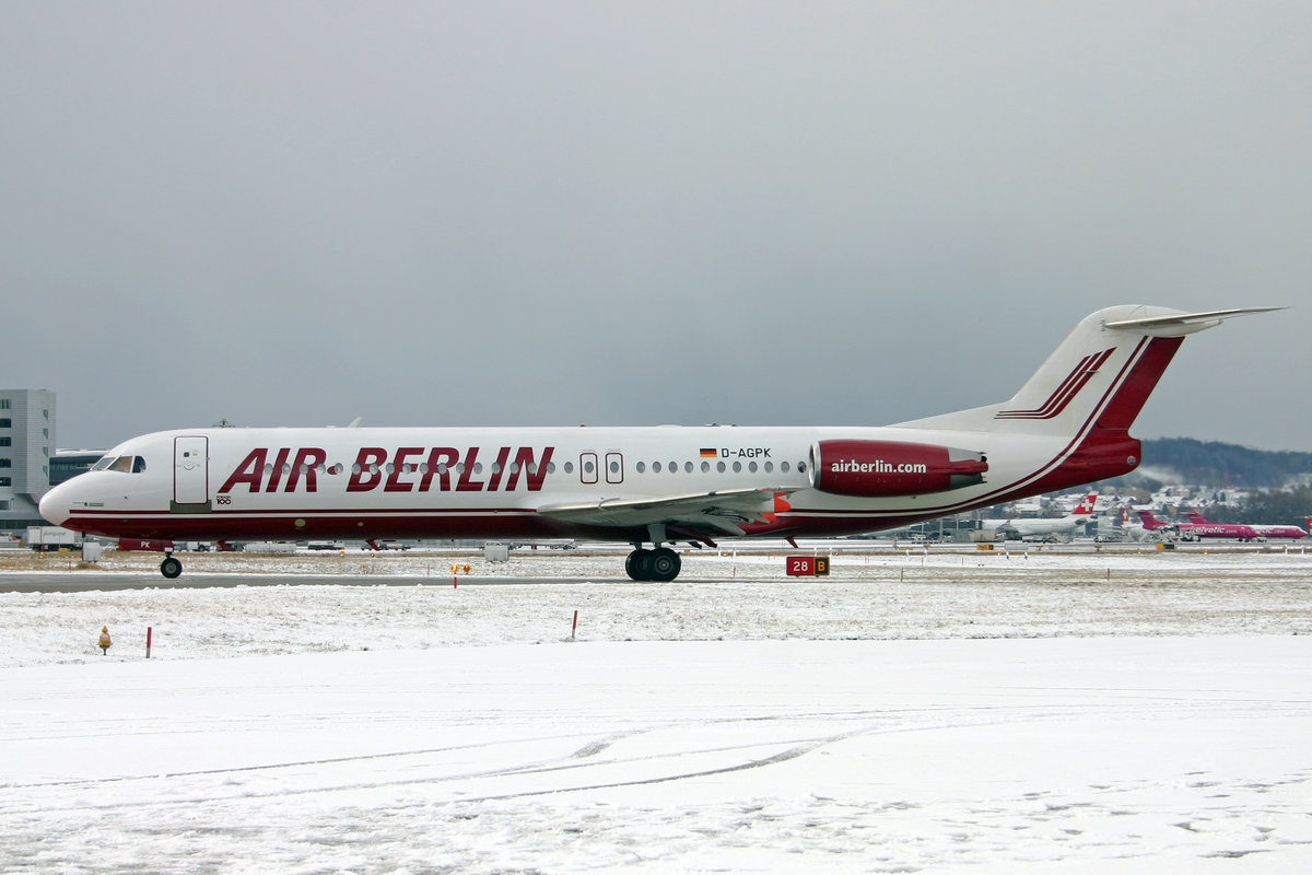 Air Berlin, D-AGPK, Fokker 100, msn: 11313, 24.Januar 2005, ZRH Zürich, Switzerland.