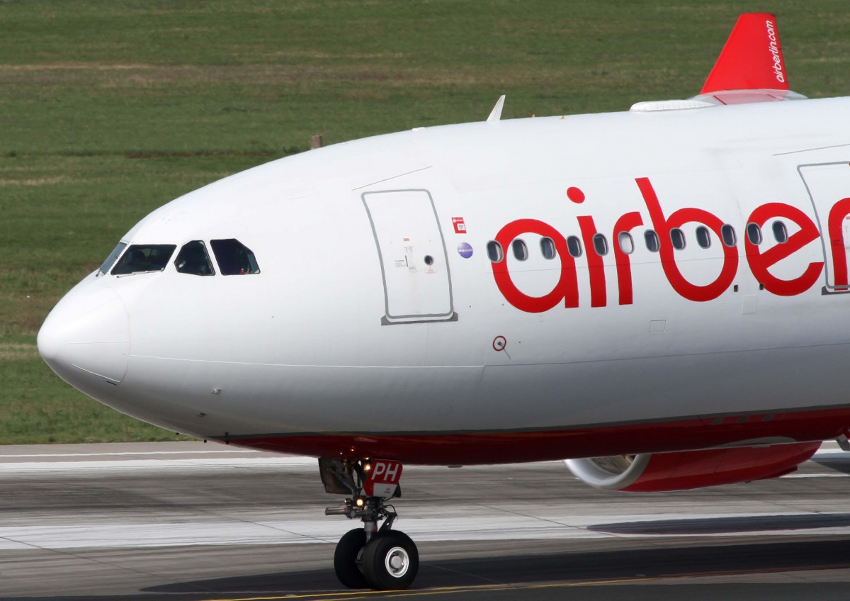 Air Berlin (ex LTU), D-ALPH, Airbus, A 330-200 (Bug/Nose), 02.04.2014, DUS-EDDL, Dsseldorf, Germany