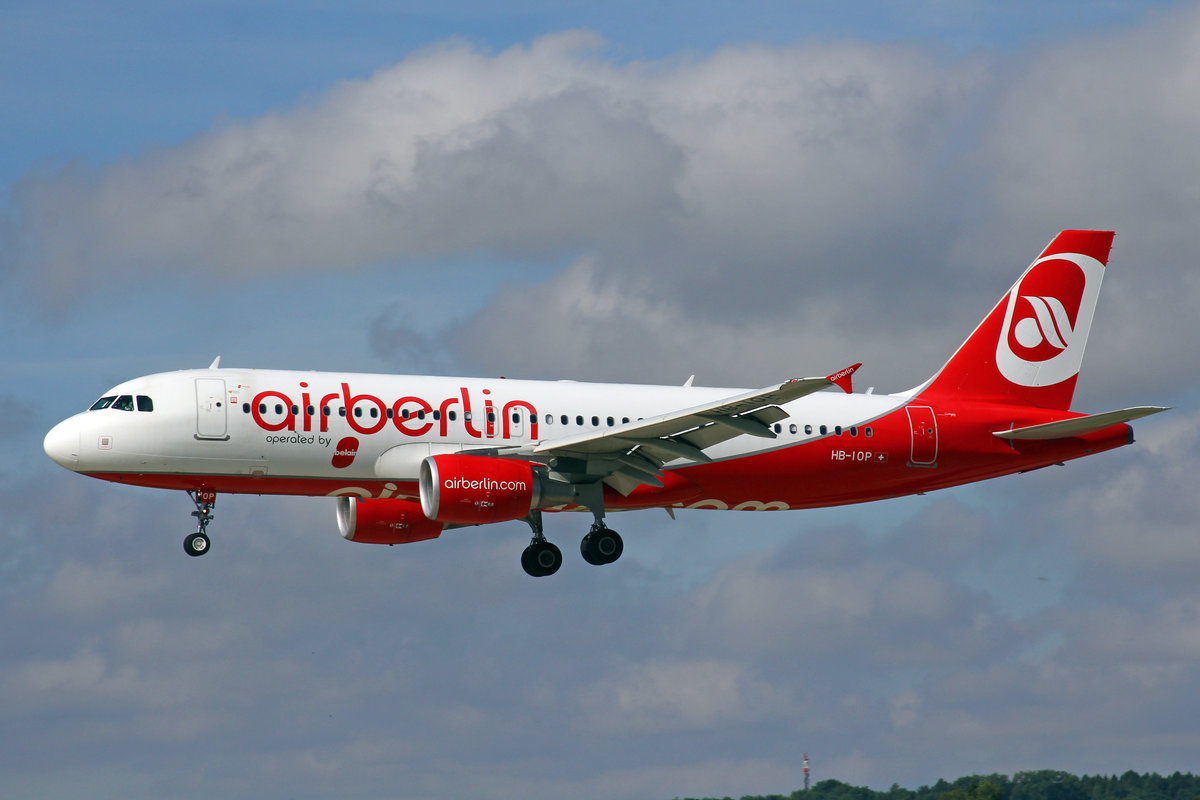 Air Berlin (Operated by Belair Airlines), HB-IOP, Airbus A320-214, 7.August 2017, ZRH Zürich, Switzerland.
