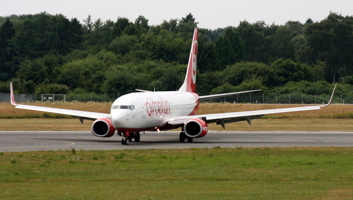 Air Berlin,D-ABKU,(c/n37744),Boeing 737-86J(WL),26.07.2013,HAM-EDDH,Hamburg,Germany