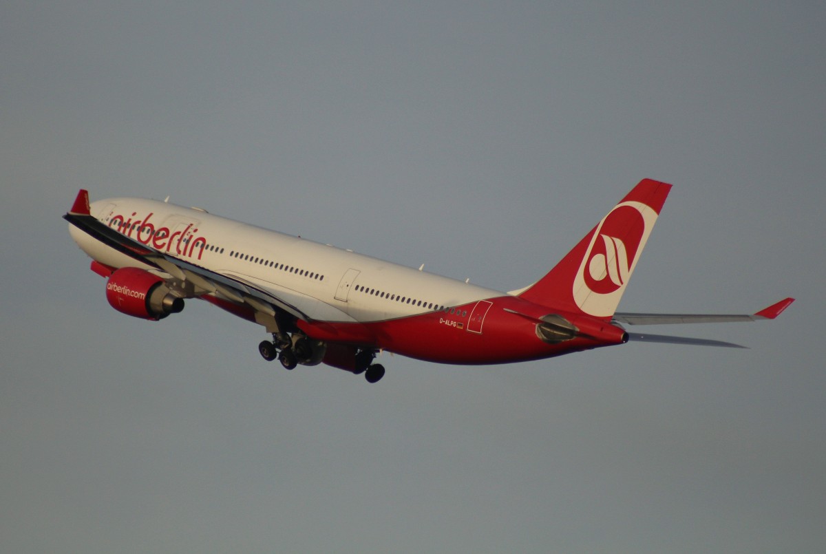 Air Berlin,D-ALPG, (C/N 493),Airbus A 330-223,27.12.2015,DUS-EDDL,Düsseldorf, Germany 